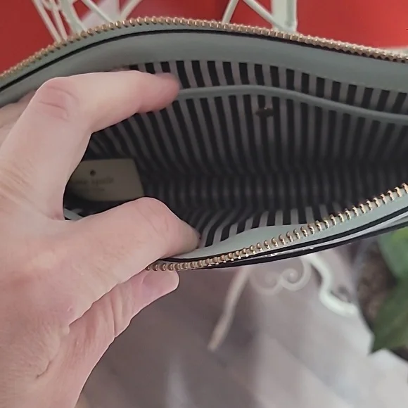 Kate Spade Cameron Street Clarise in Baby Blue 💙 Crossbody Purse - Picture 10 of 12